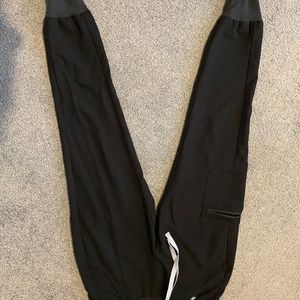 FIGS Zamora Jogger Black Scrub Pants